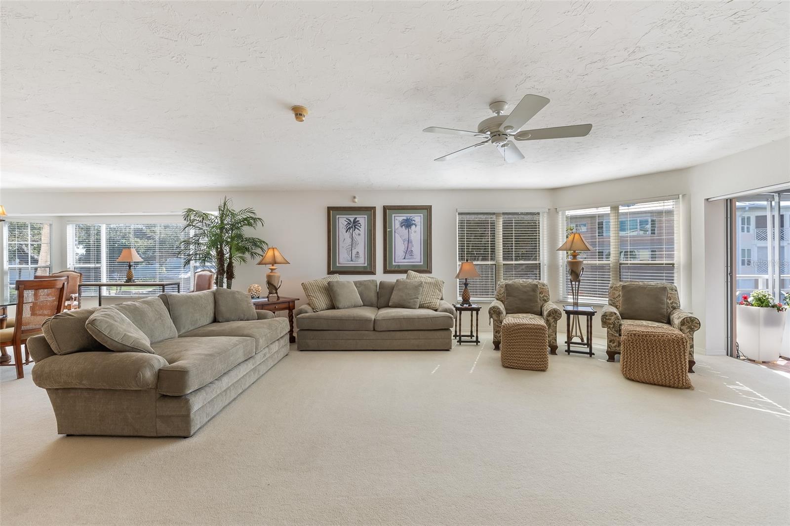 Image 15 of 65 For 11000 Placida Road 1301