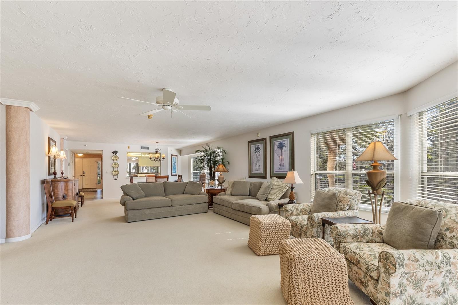 Image 16 of 65 For 11000 Placida Road 1301