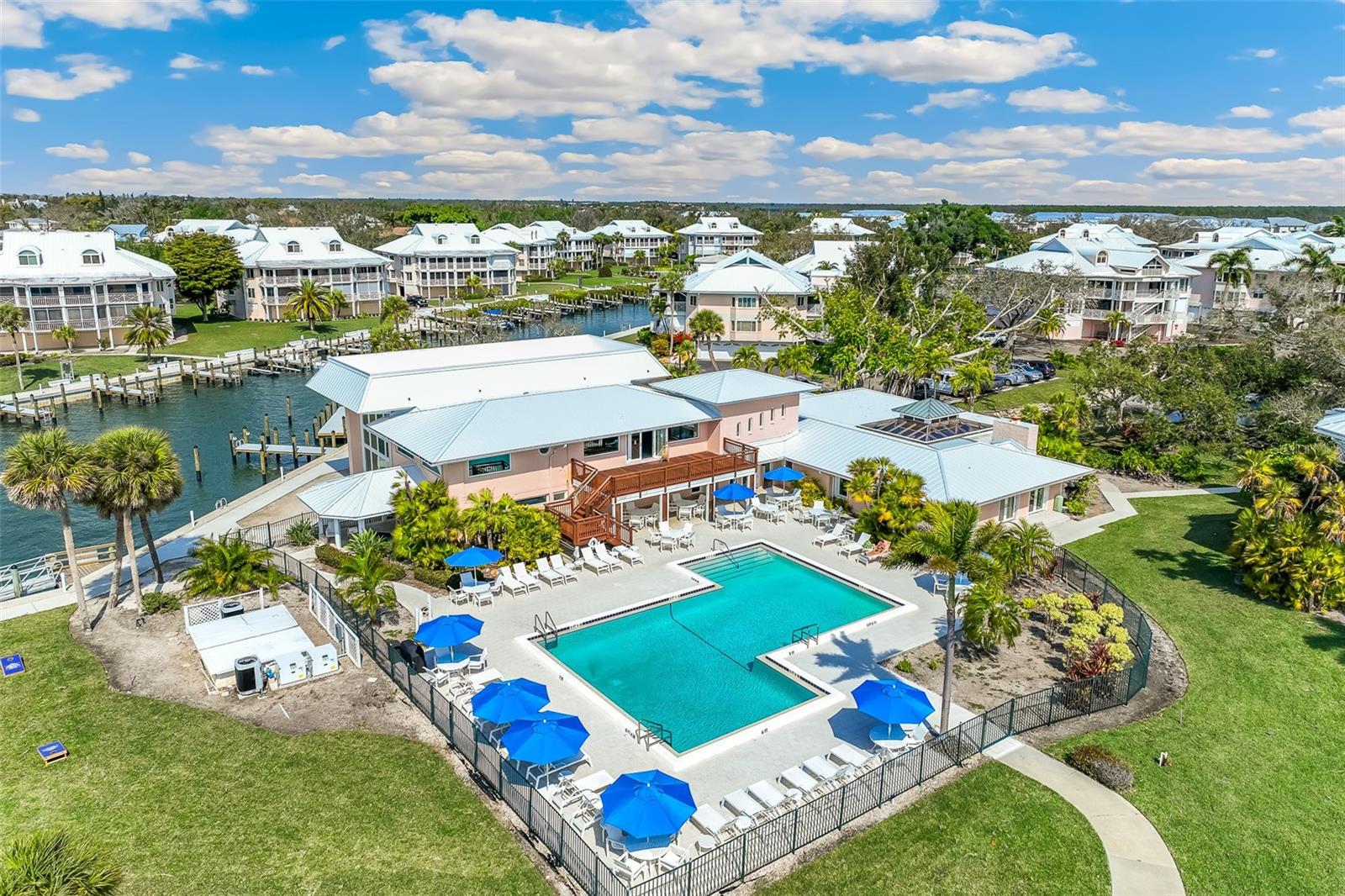 Image 35 of 65 For 11000 Placida Road 1301