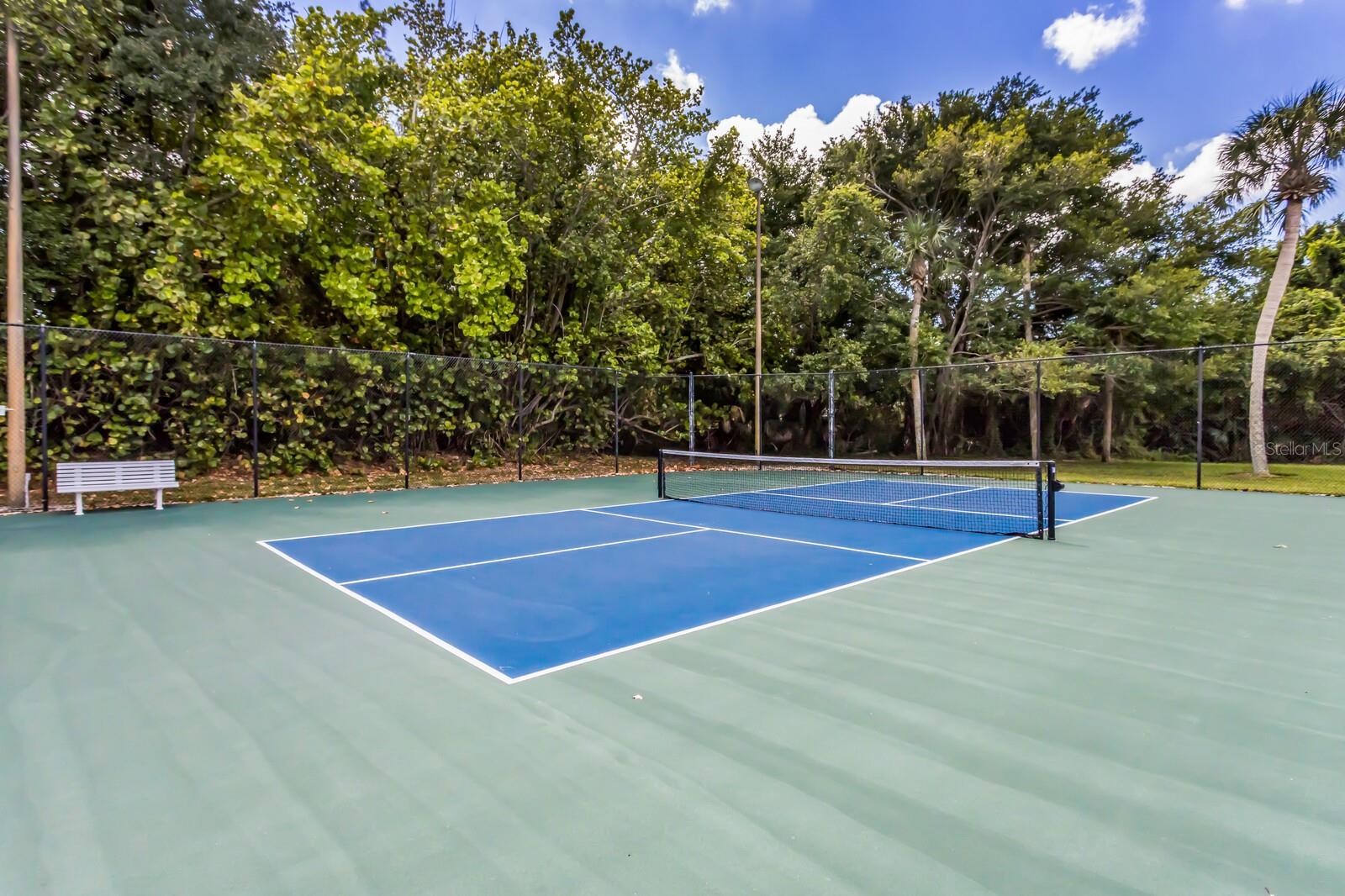 Image 45 of 65 For 11000 Placida Road 1301