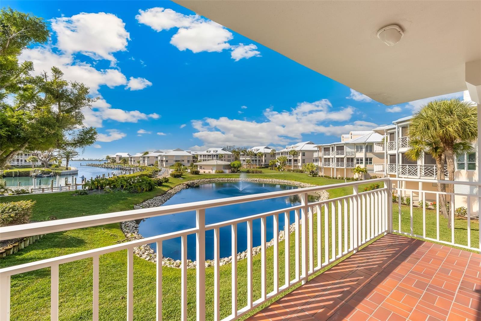 Image 5 of 65 For 11000 Placida Road 1301