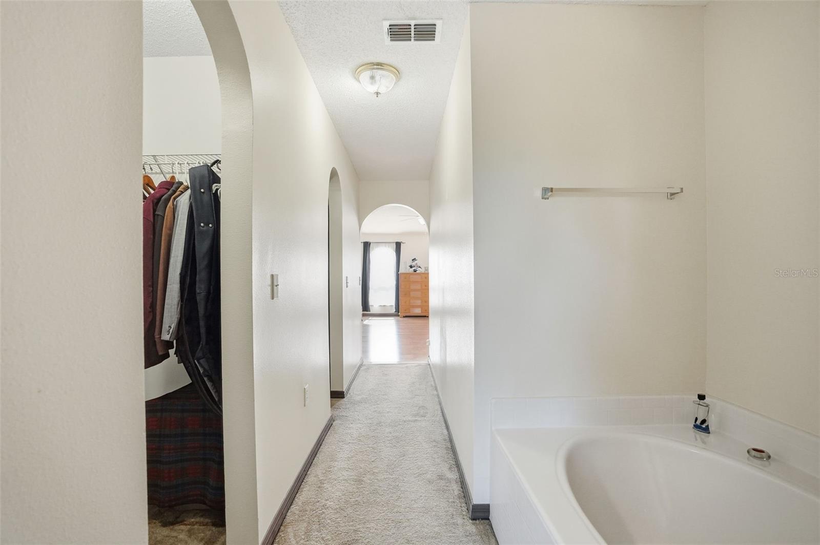 Image 21 of 39 For 2069 Finland Drive