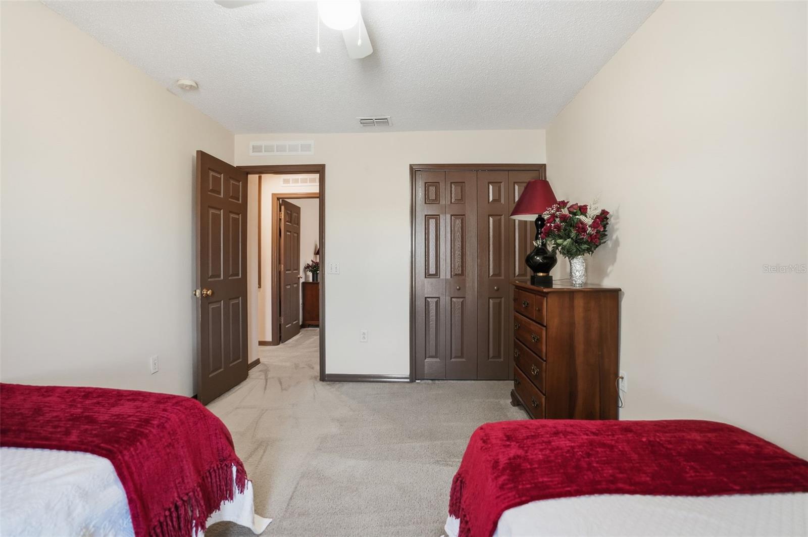 Image 24 of 39 For 2069 Finland Drive