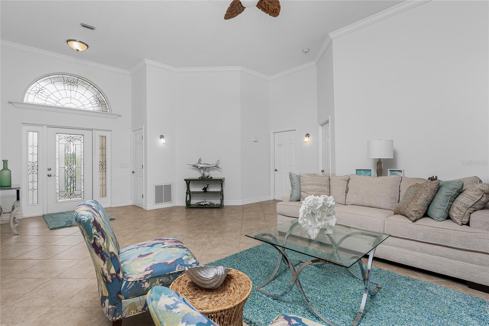 Image 11 of 62 For 416 Devonshire Lane