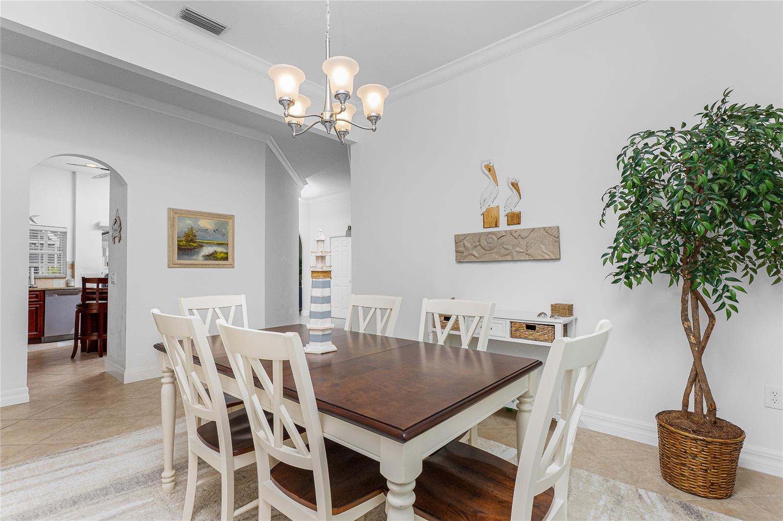 Image 15 of 62 For 416 Devonshire Lane