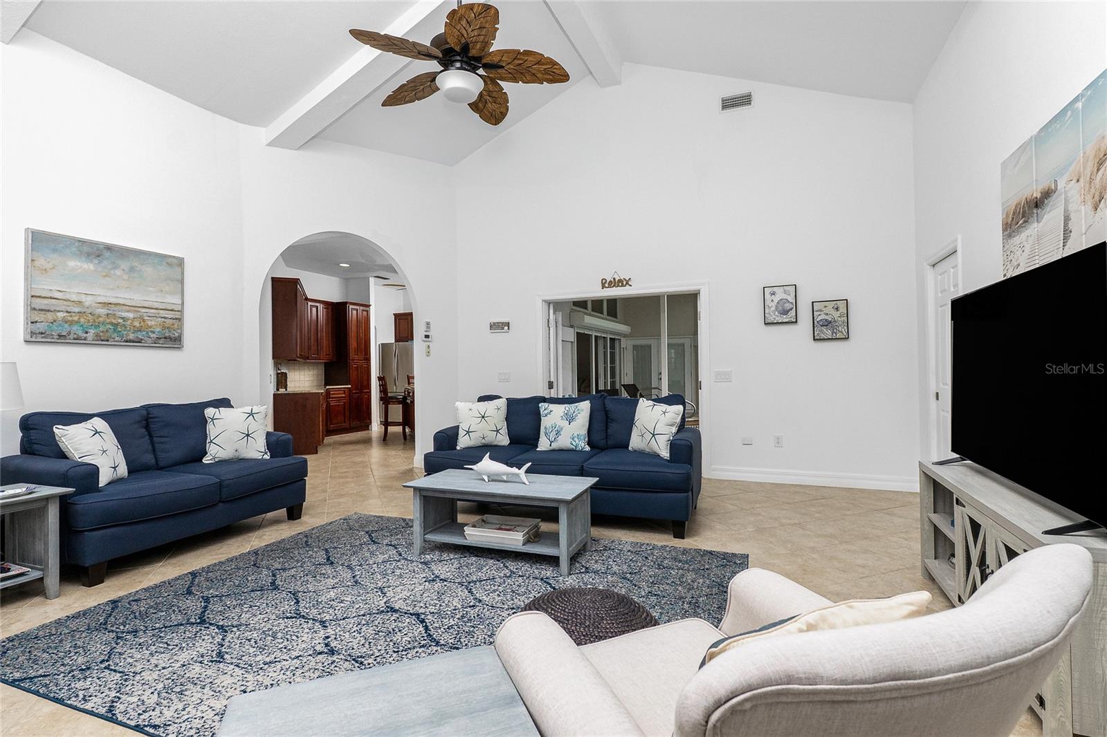 Image 22 of 62 For 416 Devonshire Lane