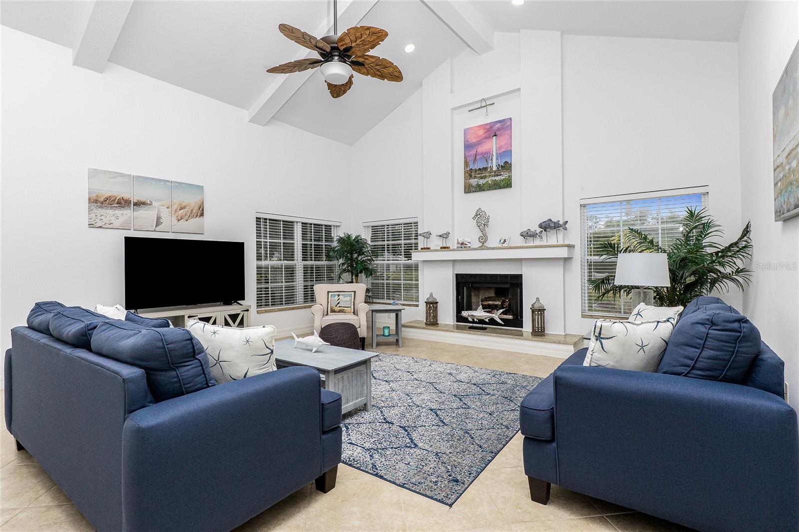 Image 23 of 62 For 416 Devonshire Lane