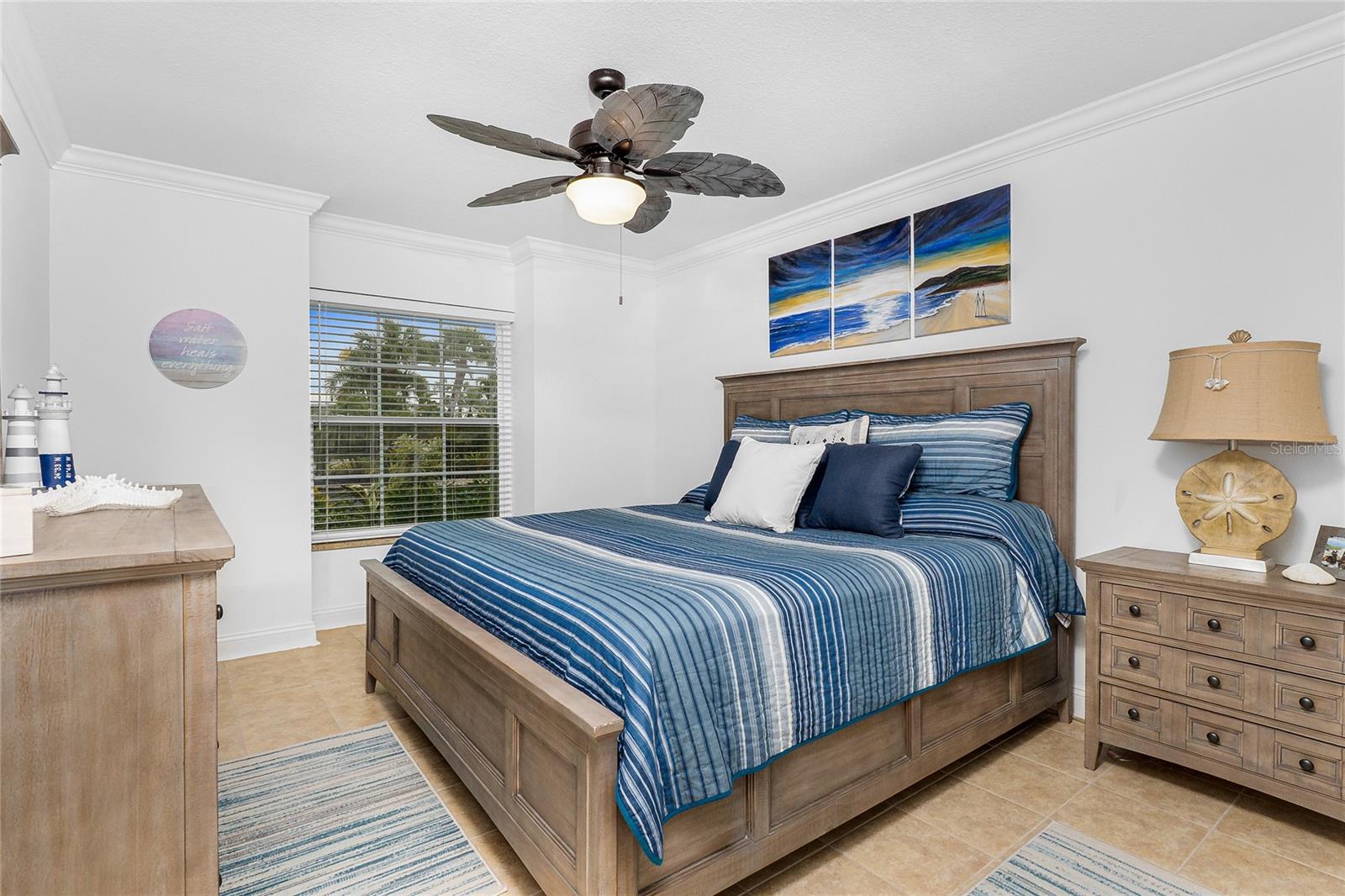 Image 35 of 62 For 416 Devonshire Lane