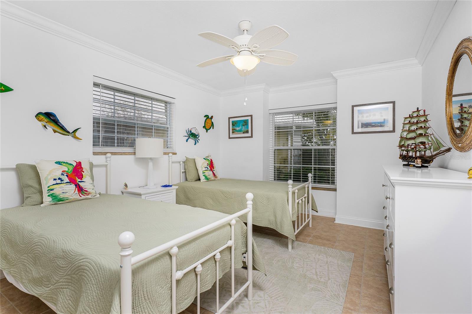 Image 38 of 62 For 416 Devonshire Lane