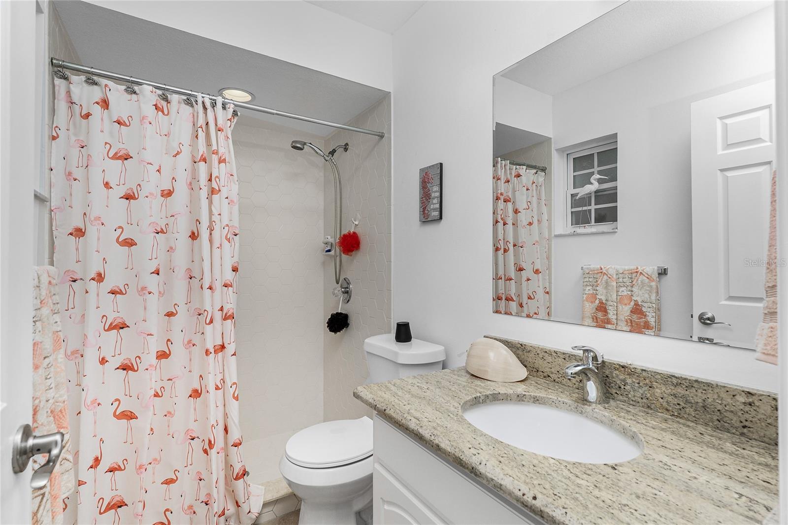 Image 40 of 62 For 416 Devonshire Lane