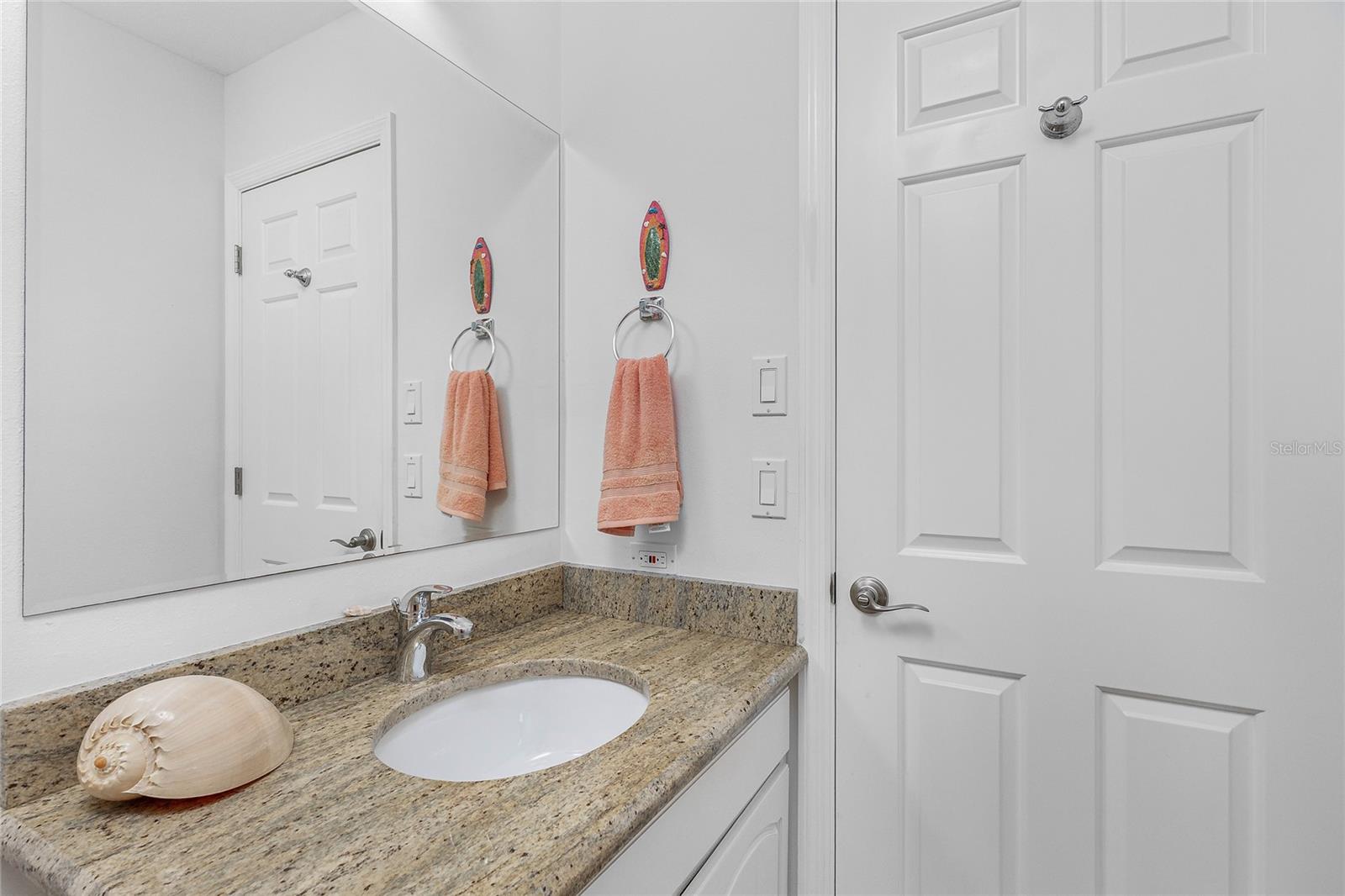 Image 41 of 62 For 416 Devonshire Lane