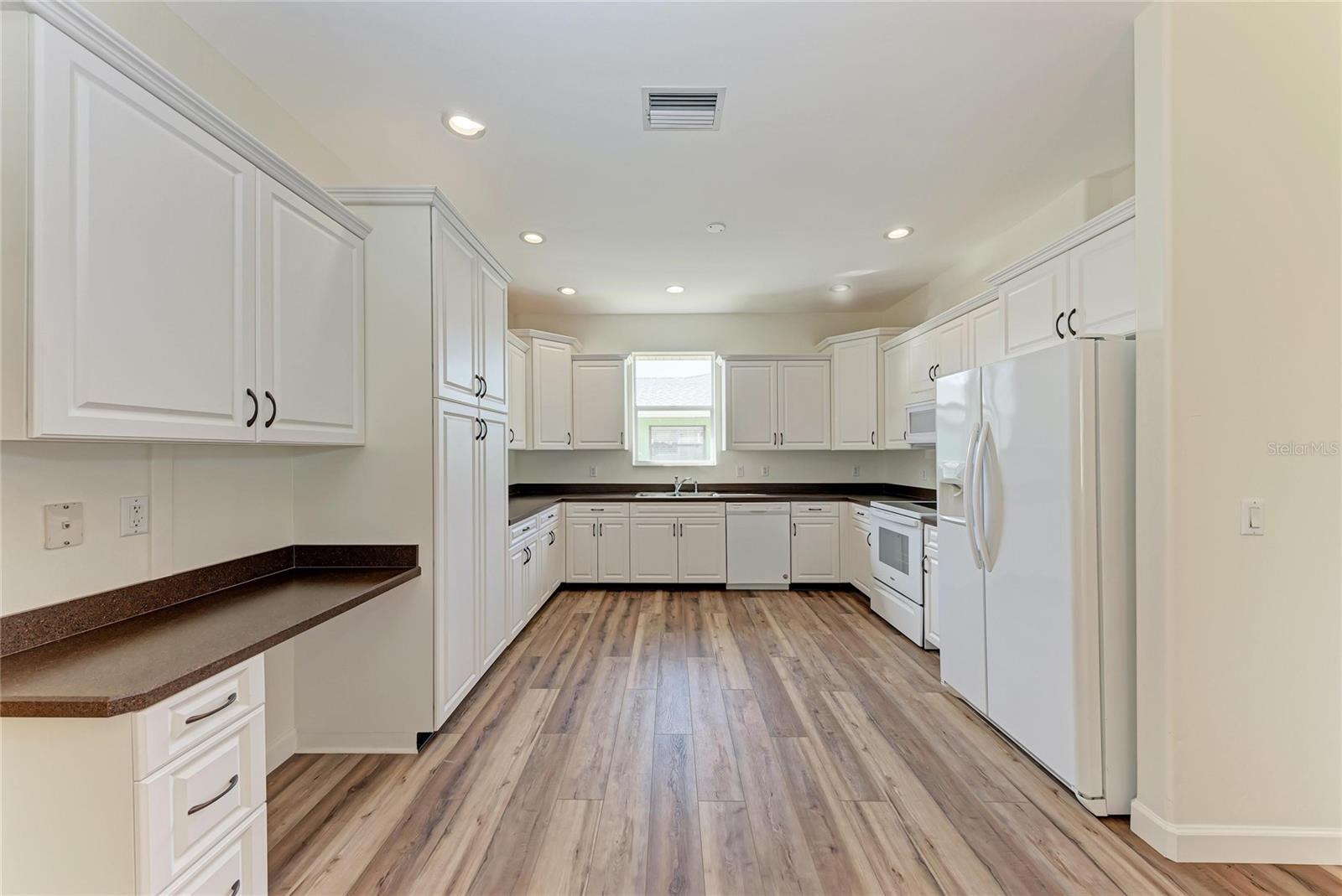 Image 17 of 61 For 25206 Nocturne Lane