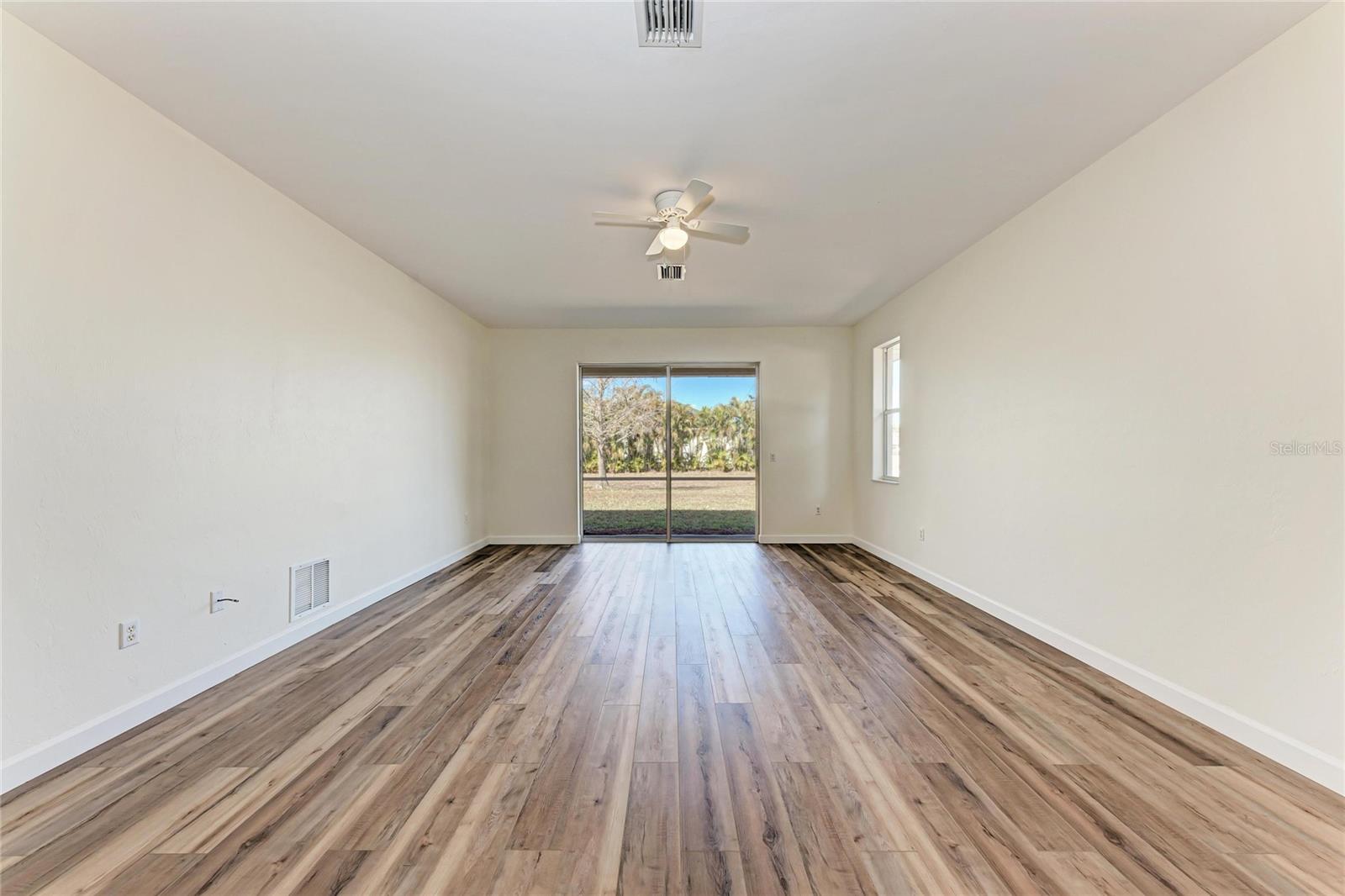 Image 26 of 61 For 25206 Nocturne Lane