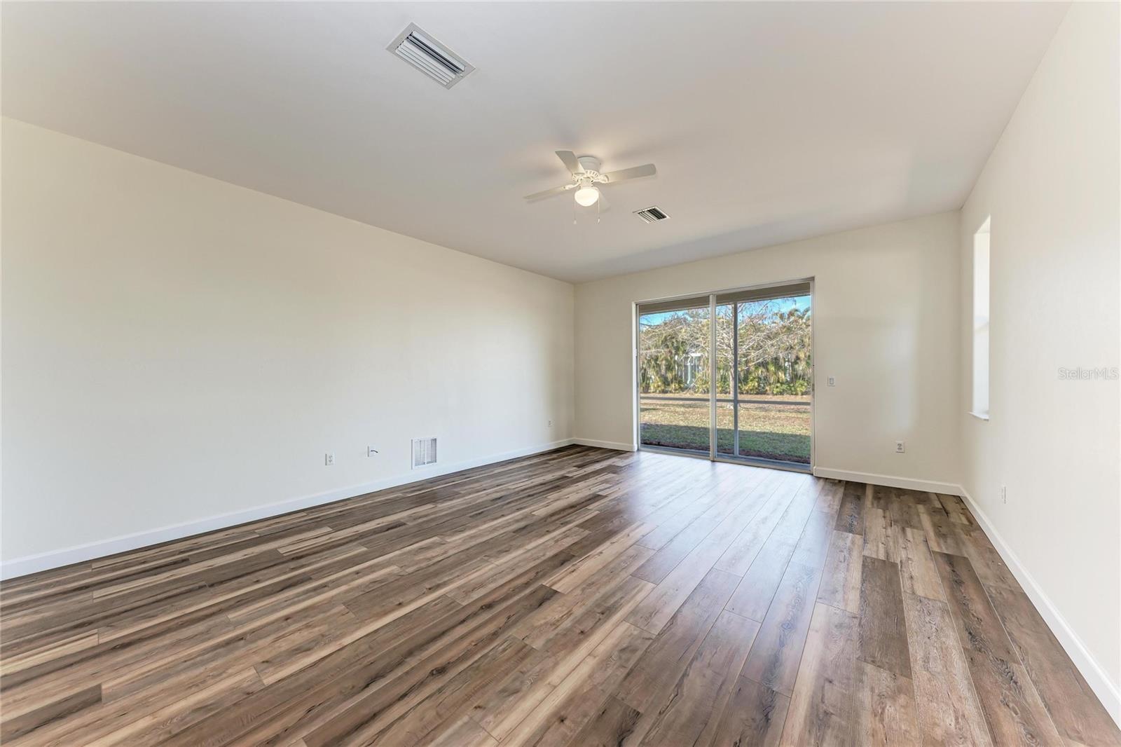 Image 30 of 61 For 25206 Nocturne Lane