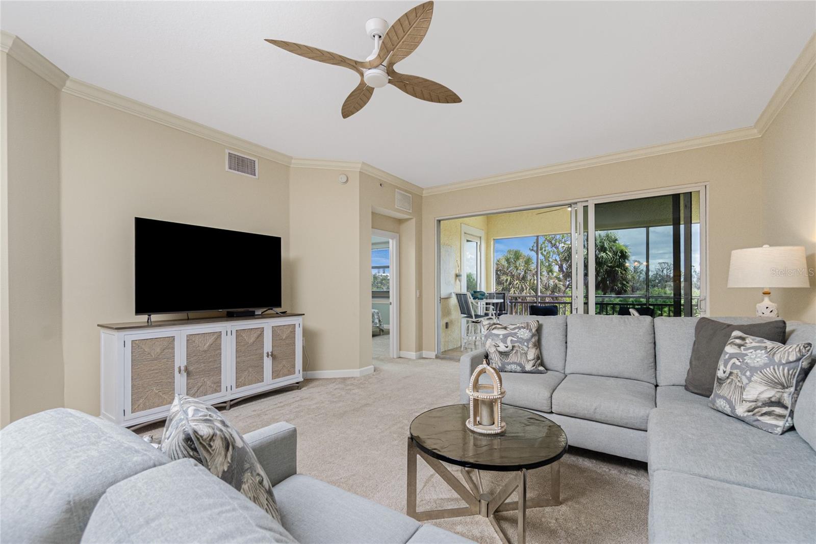 Image 19 of 78 For 8571 Amberjack Circle 103