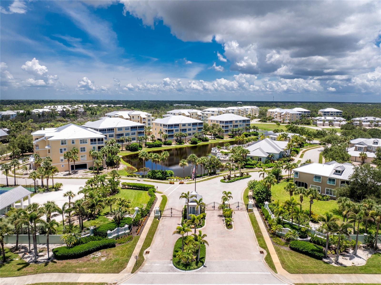 Image 3 of 78 For 8571 Amberjack Circle 103