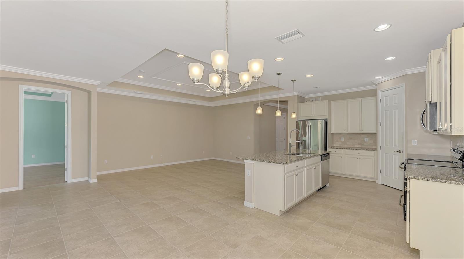 Image 30 of 76 For 11666 Parrotfish Street