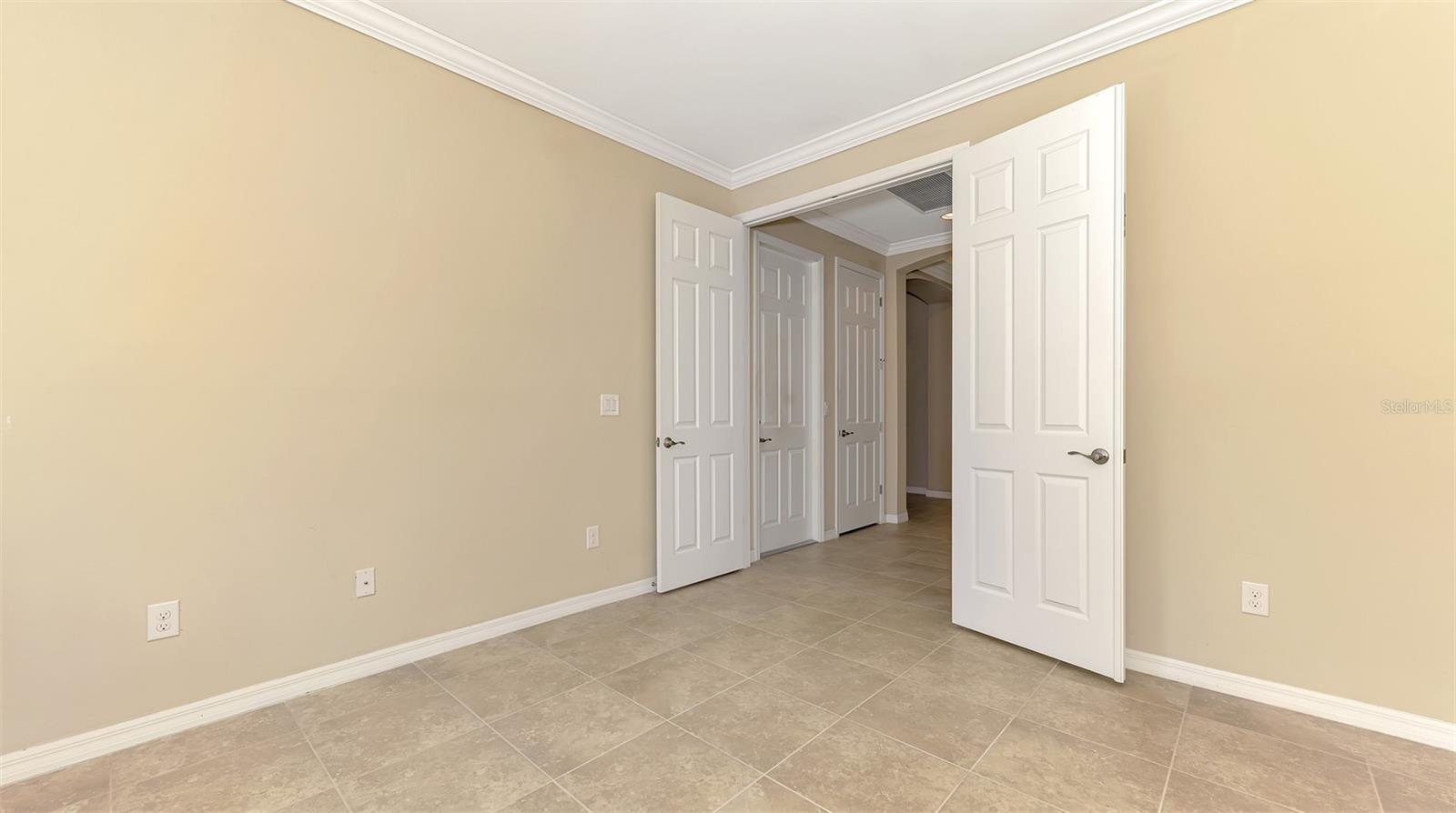 Image 43 of 76 For 11666 Parrotfish Street