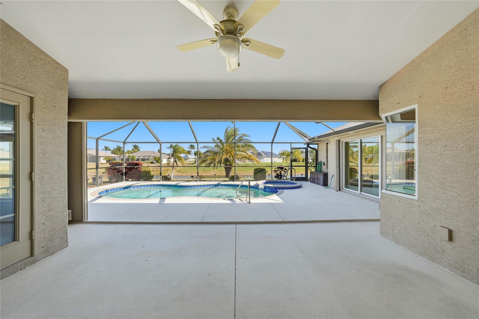 Image 30 of 54 For 721 Rotonda Circle