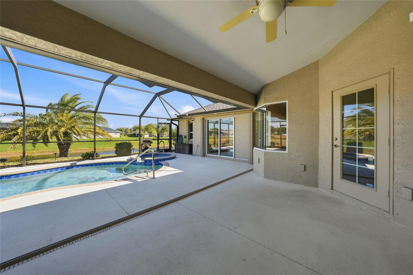 Image 31 of 54 For 721 Rotonda Circle