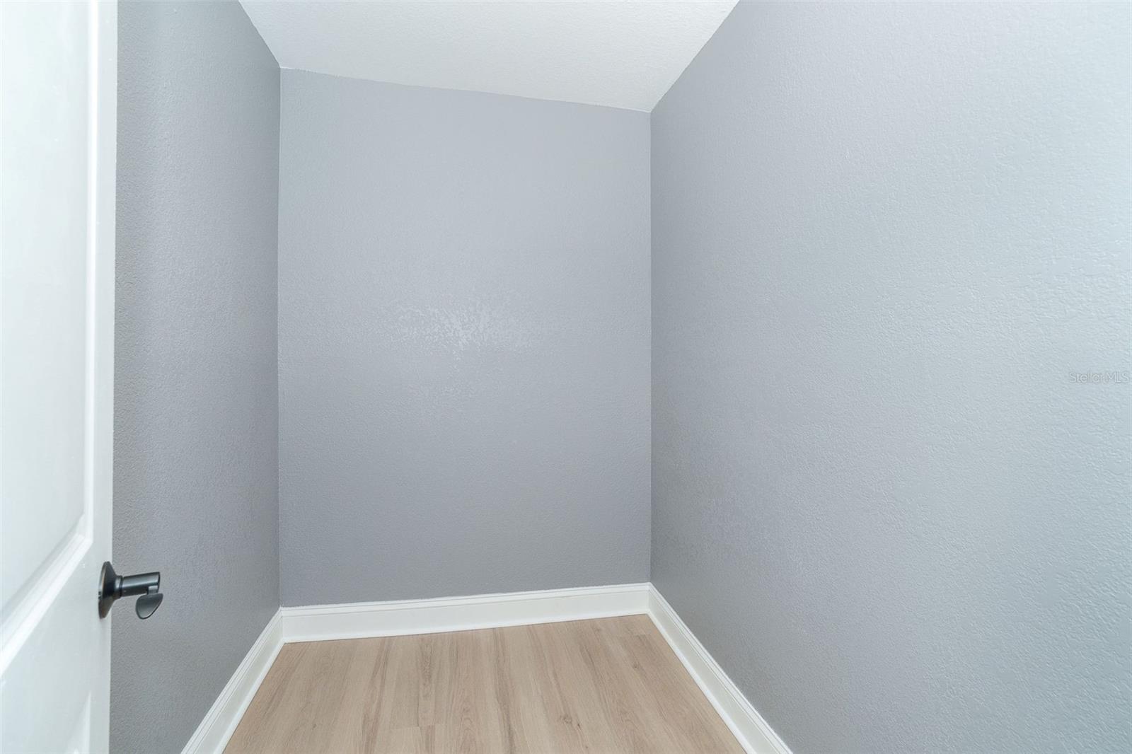 Image 17 of 41 For 9080 Griggs Road