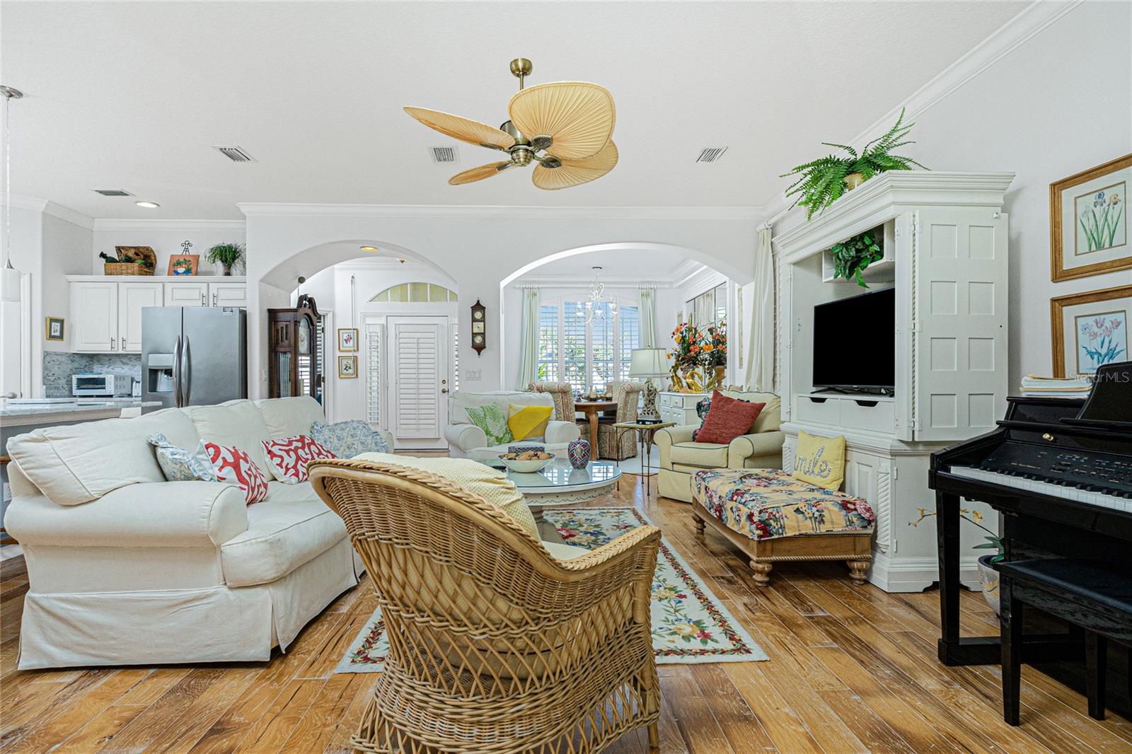 Image 12 of 56 For 811 Shadow Bay Way