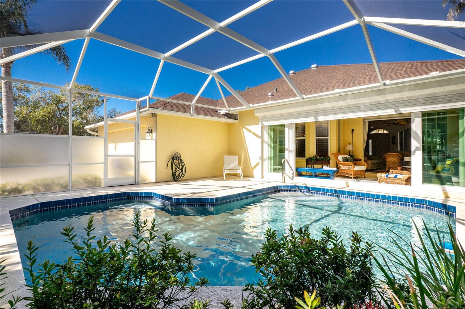 Image 2 of 56 For 811 Shadow Bay Way