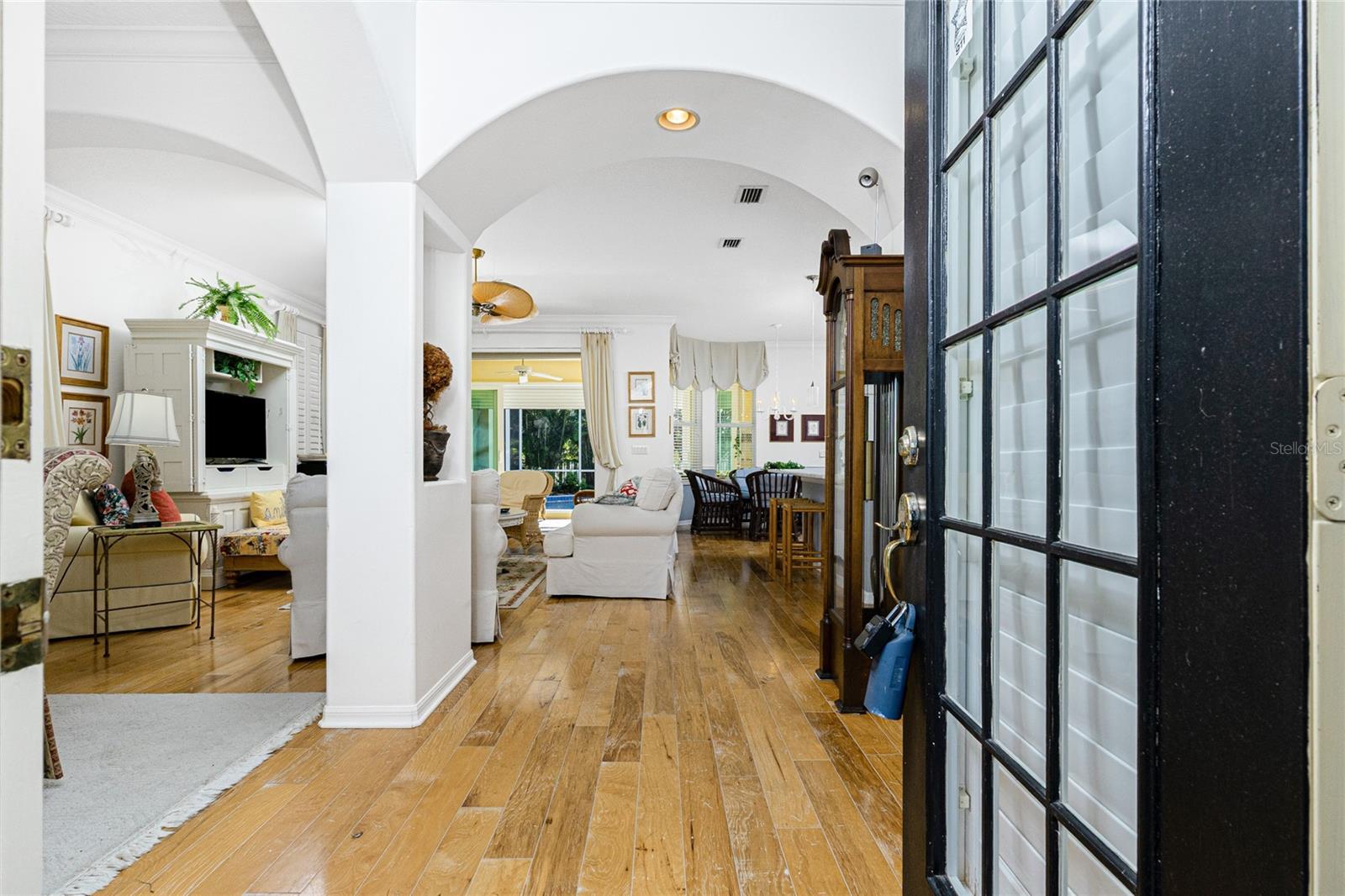 Image 7 of 56 For 811 Shadow Bay Way