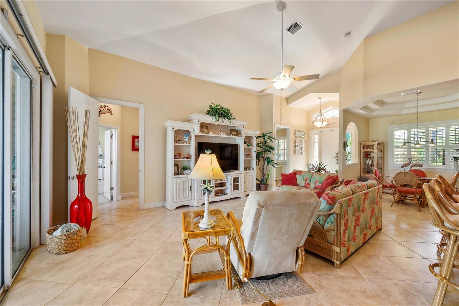 Image 14 of 59 For 23 And 25 Medalist Place