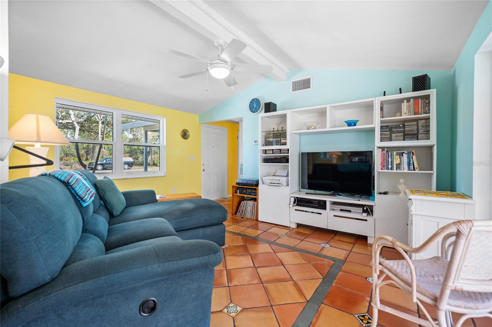 Image 11 of 50 For 1661 5th Street