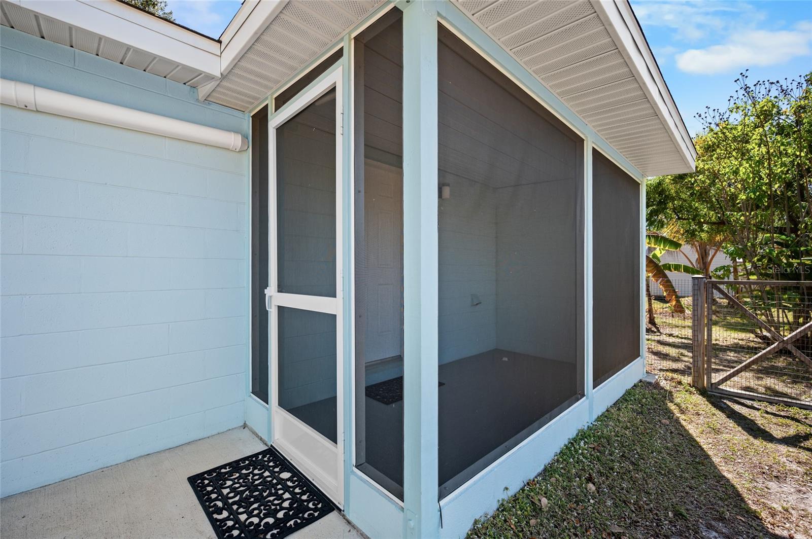 Image 2 of 50 For 1661 5th Street