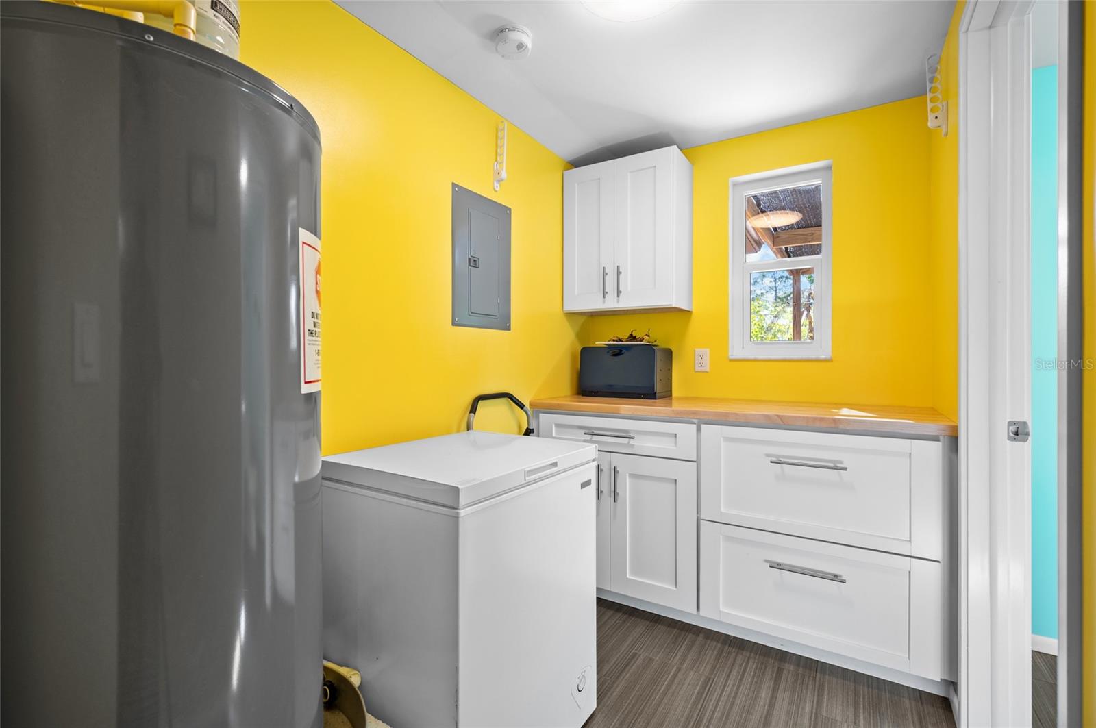 Image 21 of 50 For 1661 5th Street