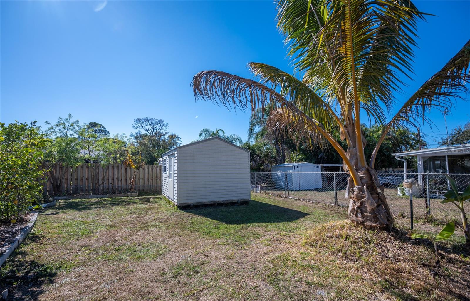 Image 38 of 50 For 1661 5th Street