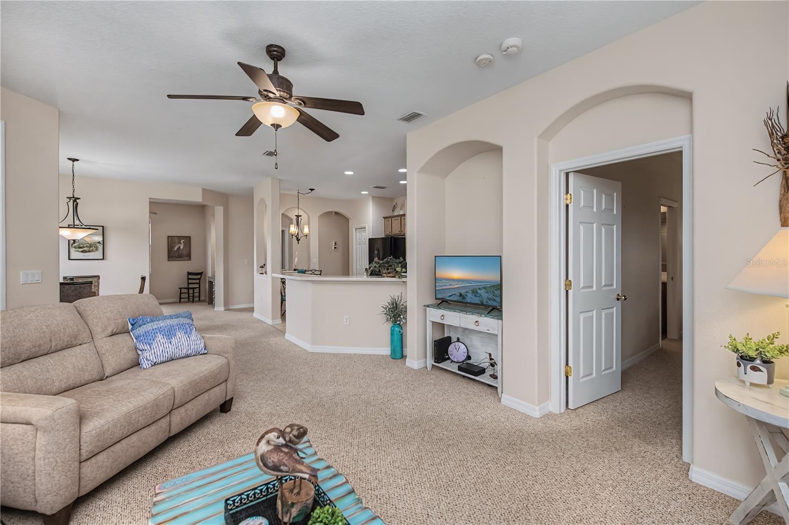 Image 14 of 62 For 9260 Coachman Drive