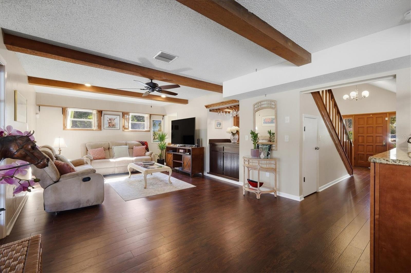 Image 13 of 64 For 2020 Dolphin Drive