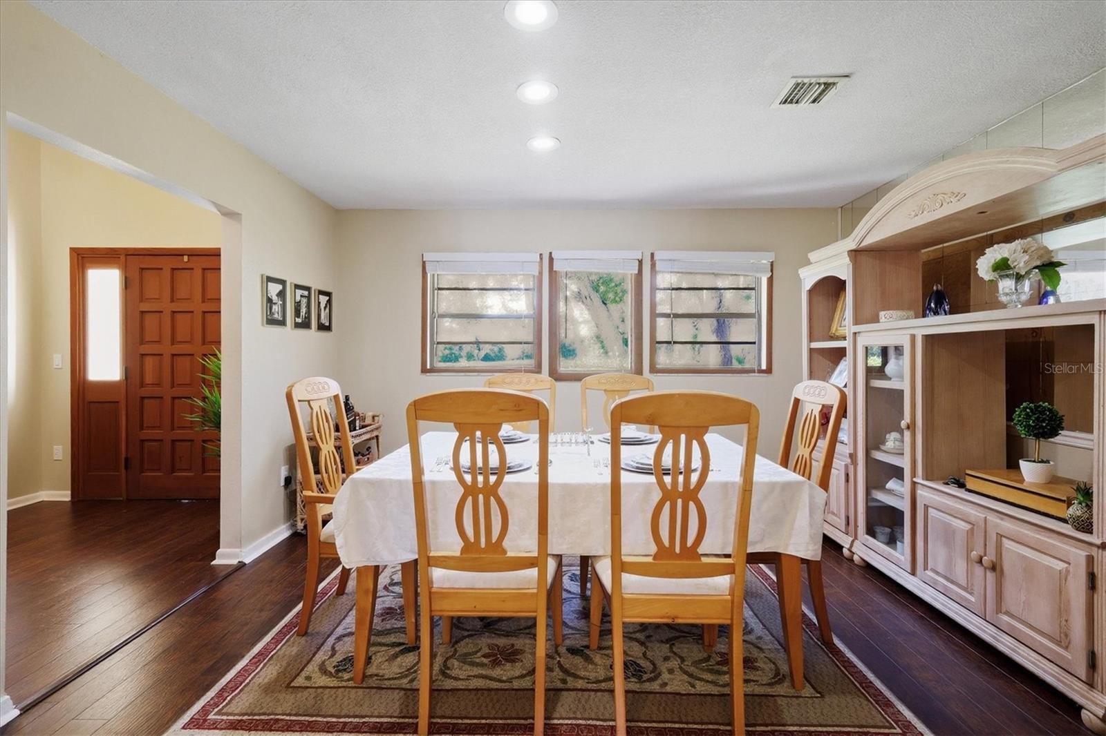 Image 16 of 64 For 2020 Dolphin Drive