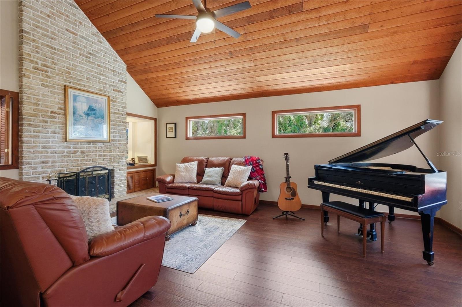 Image 9 of 64 For 2020 Dolphin Drive