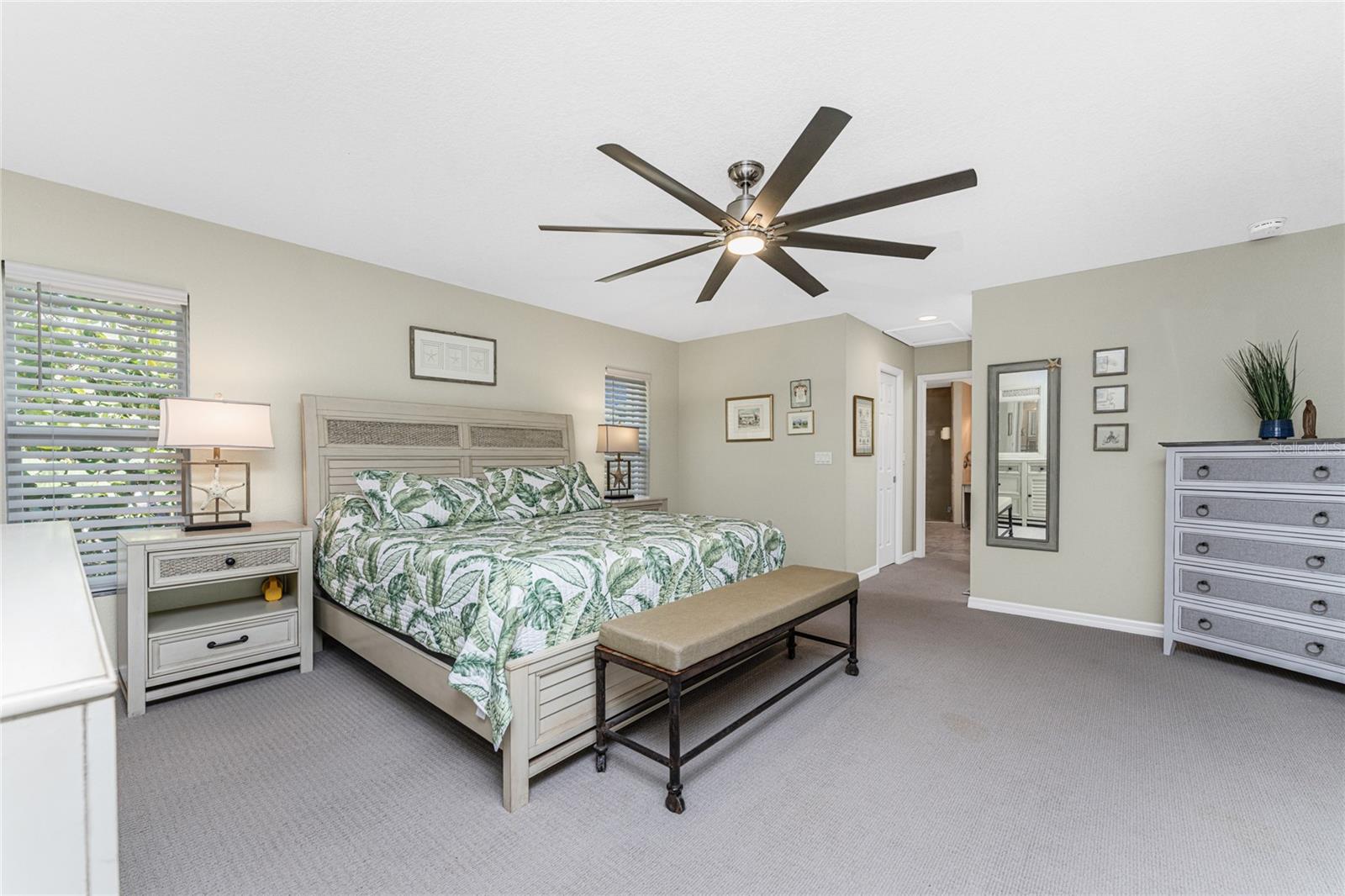 Image 22 of 76 For 2845 Beach Road