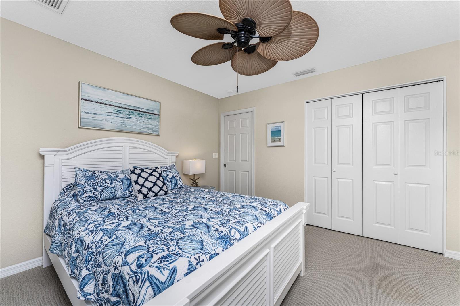 Image 25 of 76 For 2845 Beach Road