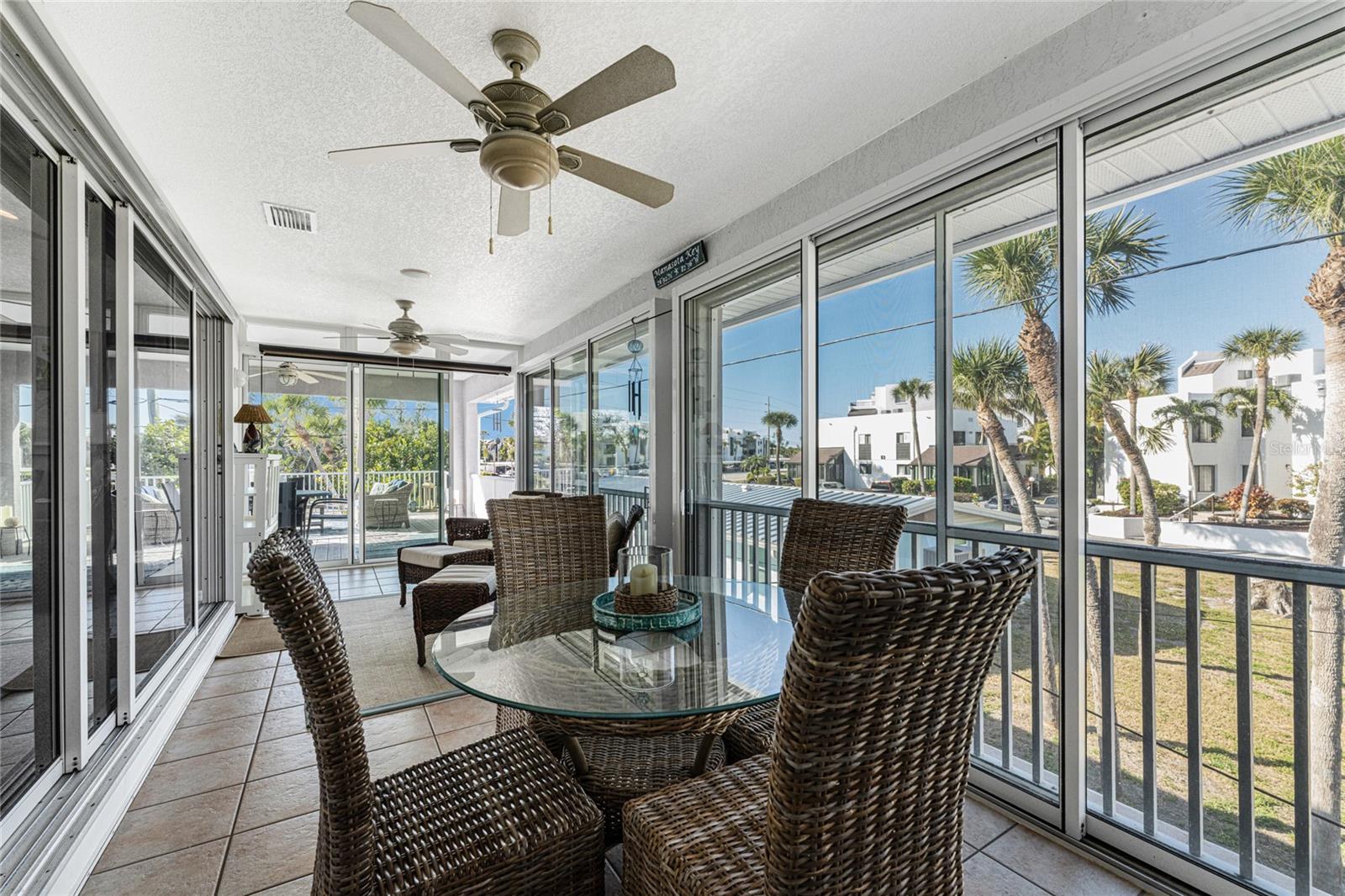 Image 34 of 76 For 2845 Beach Road