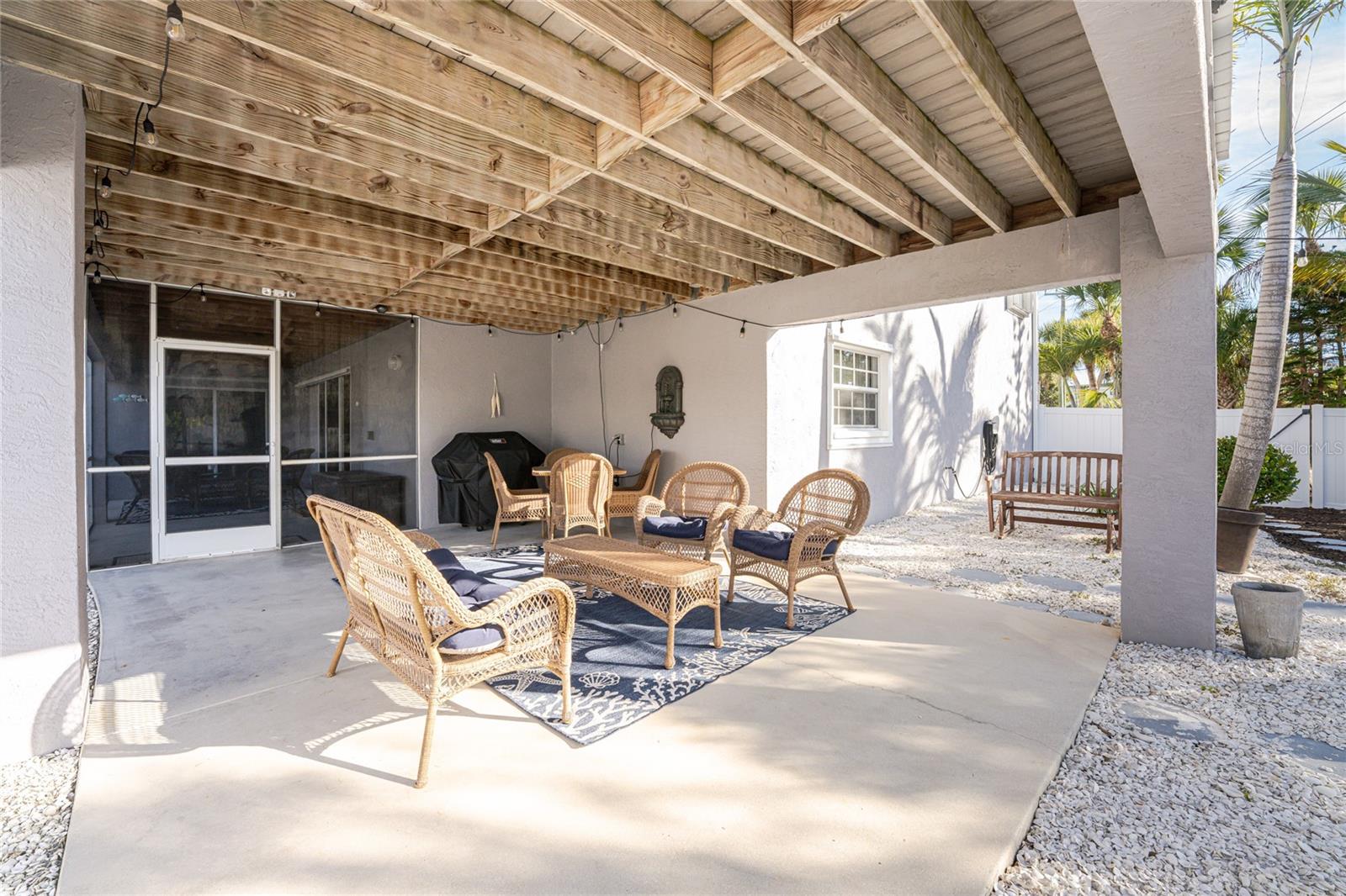 Image 53 of 76 For 2845 Beach Road