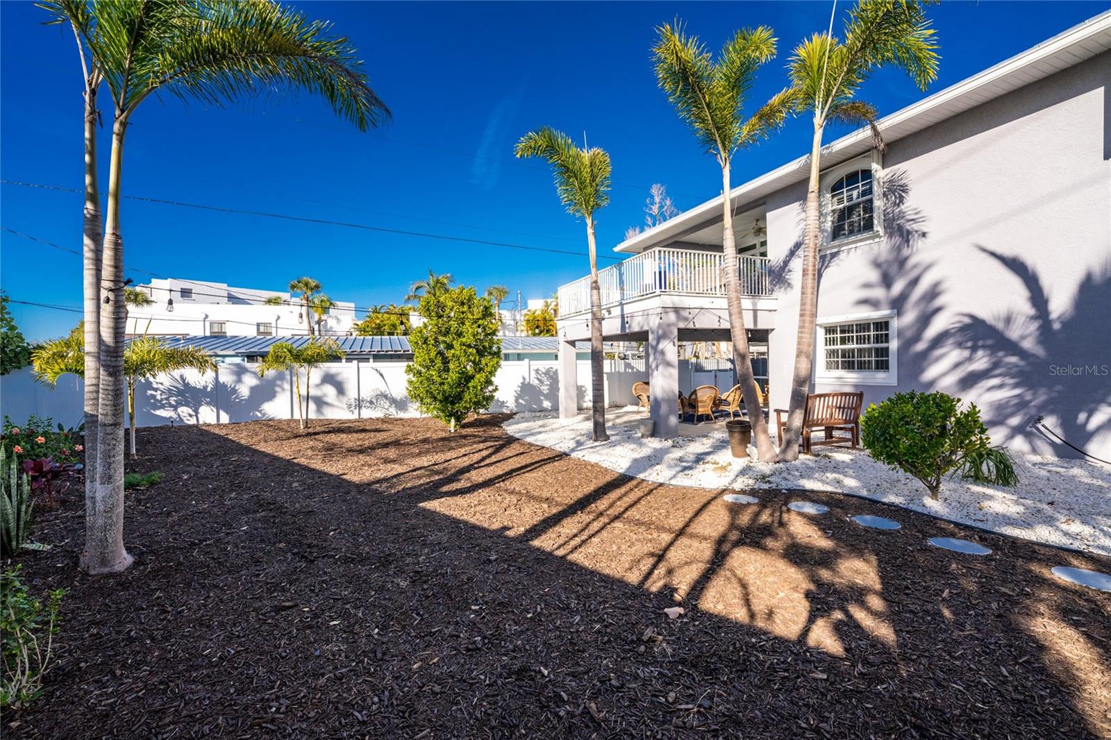 Image 60 of 76 For 2845 Beach Road