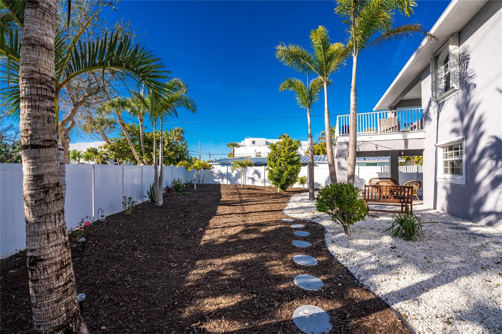 Image 61 of 76 For 2845 Beach Road