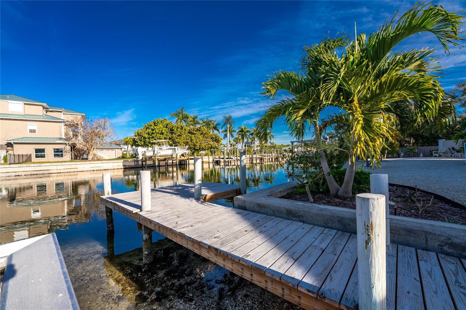 Image 64 of 76 For 2845 Beach Road