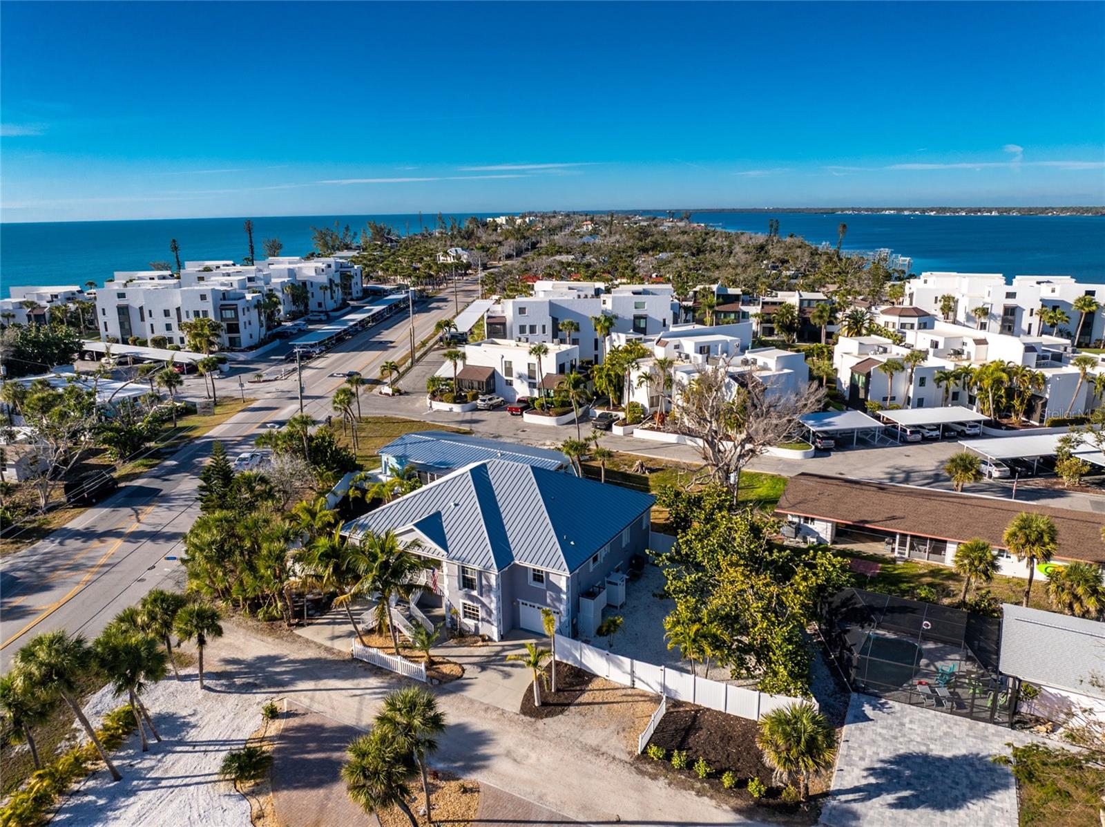 Image 75 of 76 For 2845 Beach Road