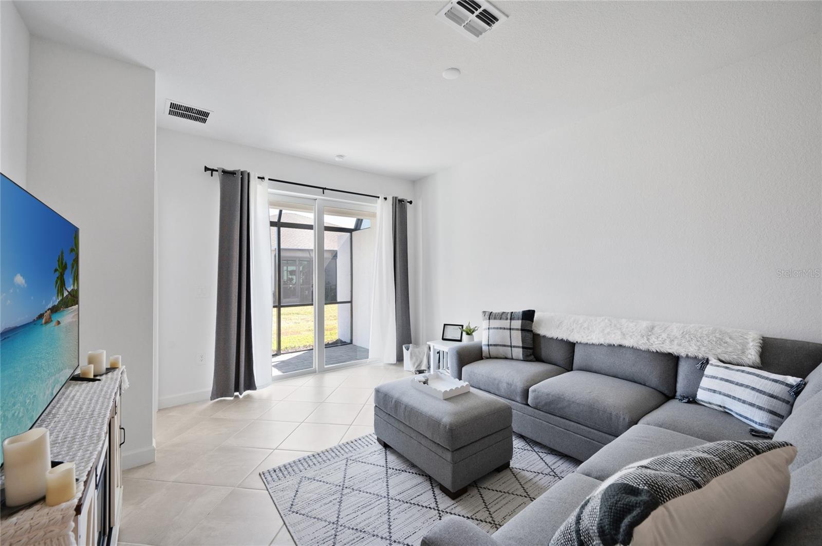 Image 10 of 27 For 8640 Seasalt Loop