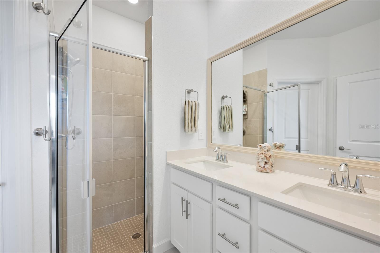 Image 20 of 27 For 8640 Seasalt Loop