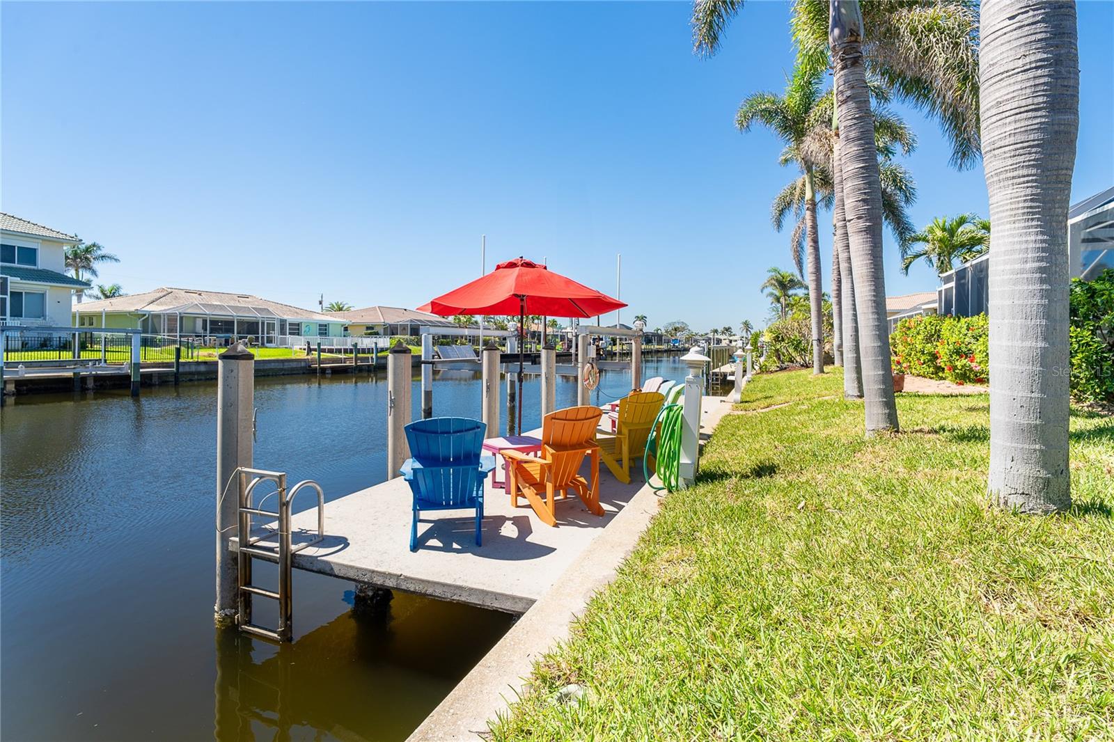 Image 31 of 80 For 471 Capri Isles Court