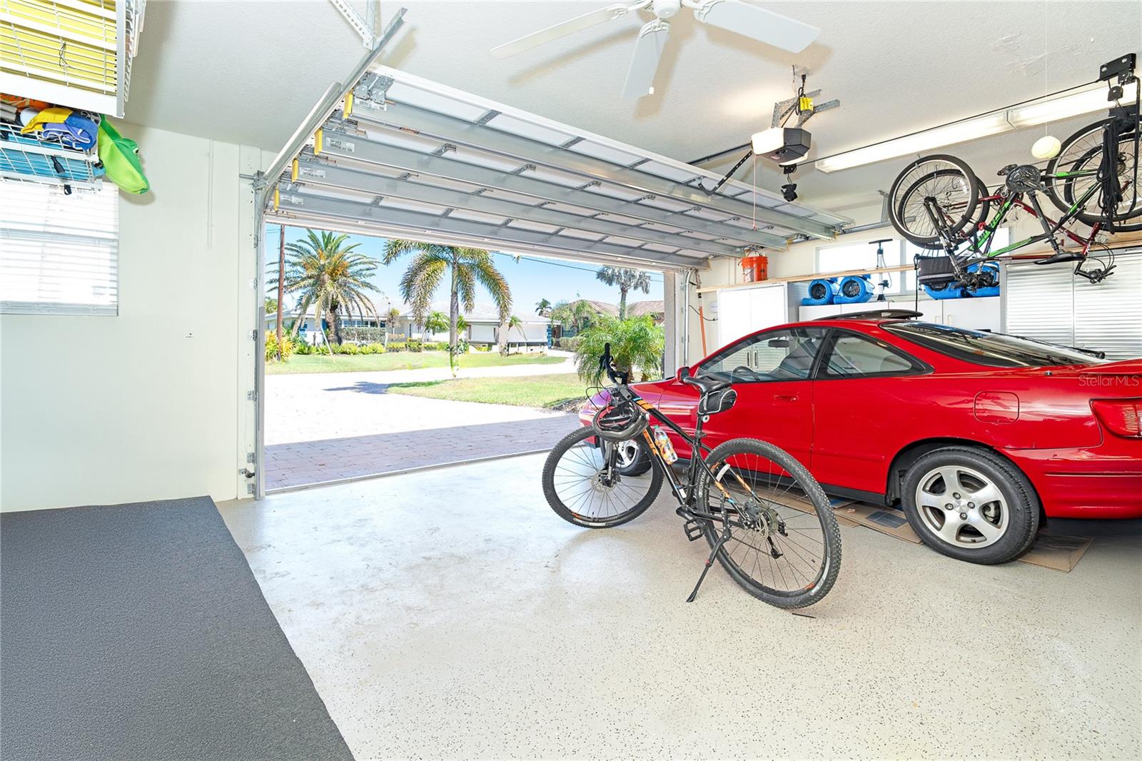 Image 56 of 80 For 471 Capri Isles Court