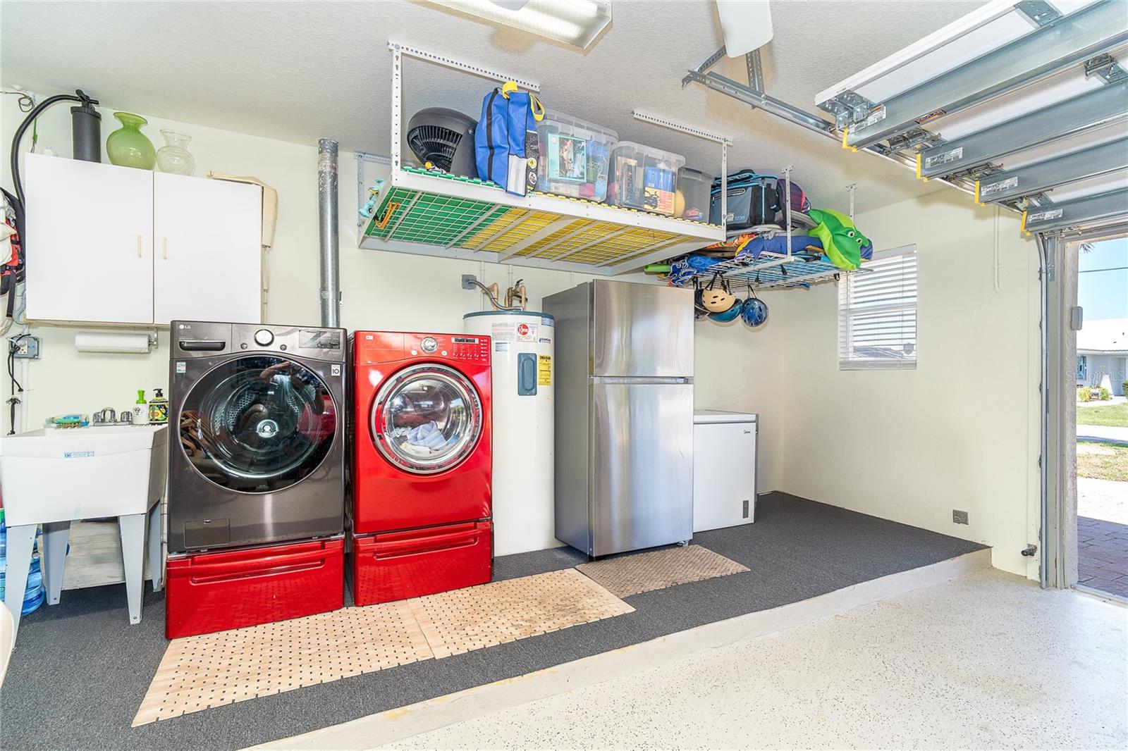 Image 57 of 80 For 471 Capri Isles Court